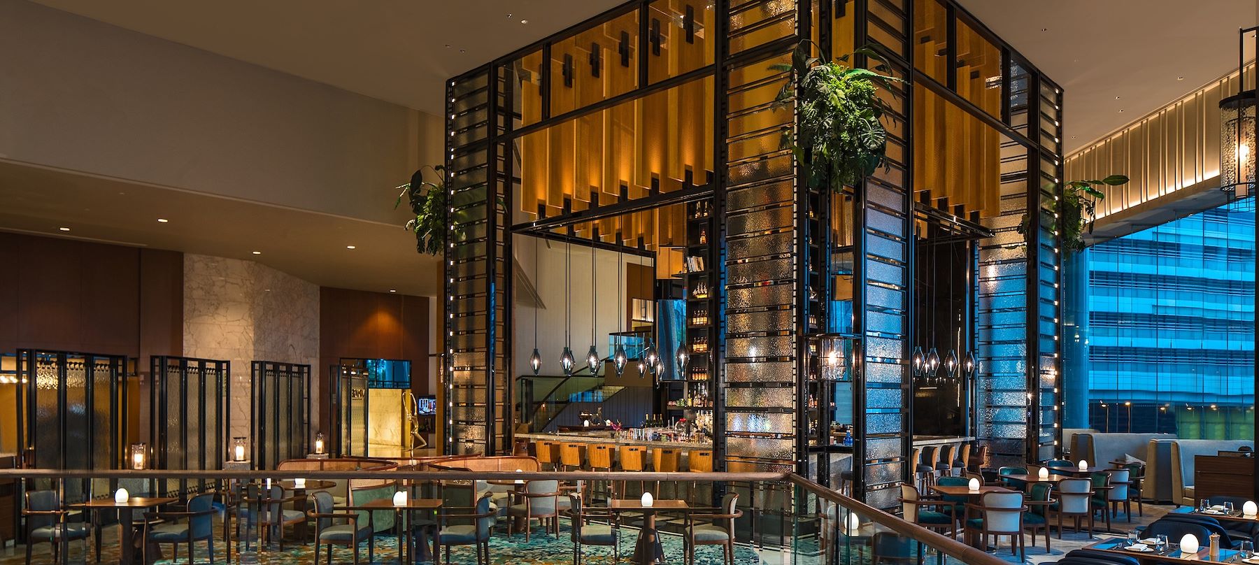 Mirage Bar & Restaurant